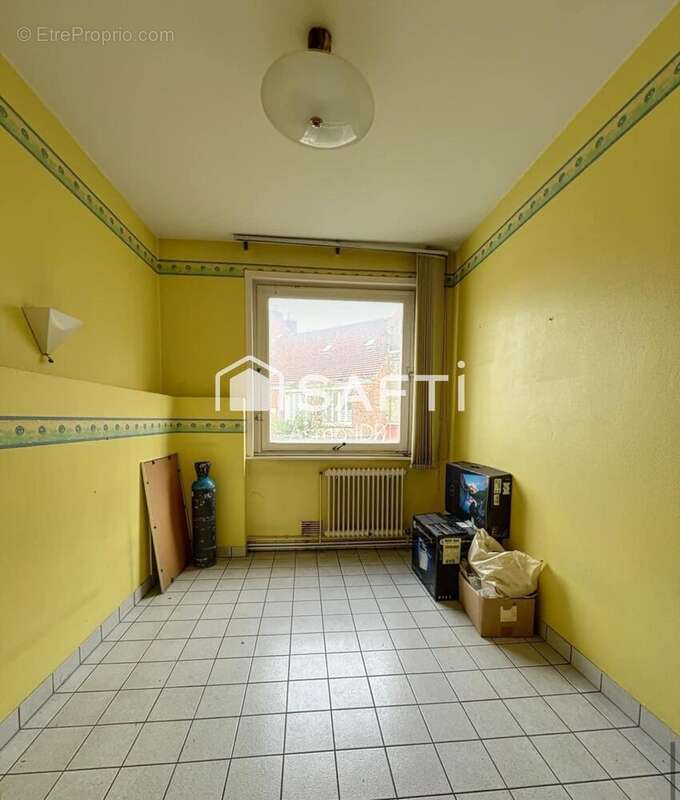 Photo 4 - Commerce à HENIN-BEAUMONT