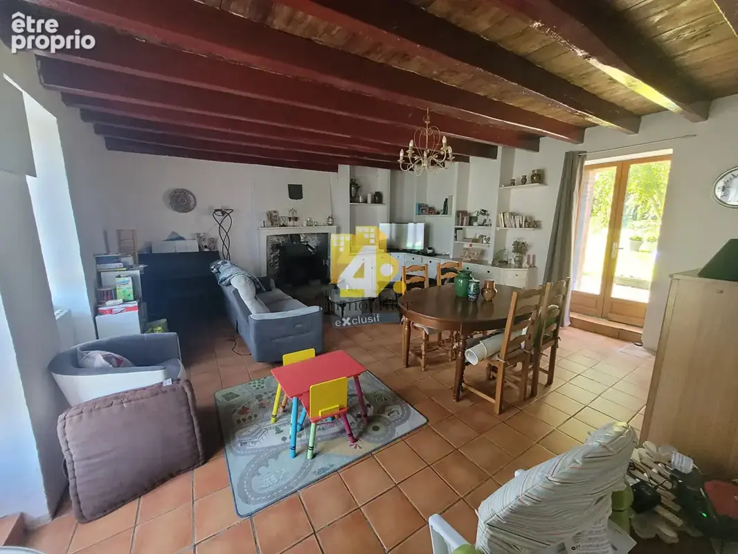 Maison 145 m² à Plesse  - photo 7