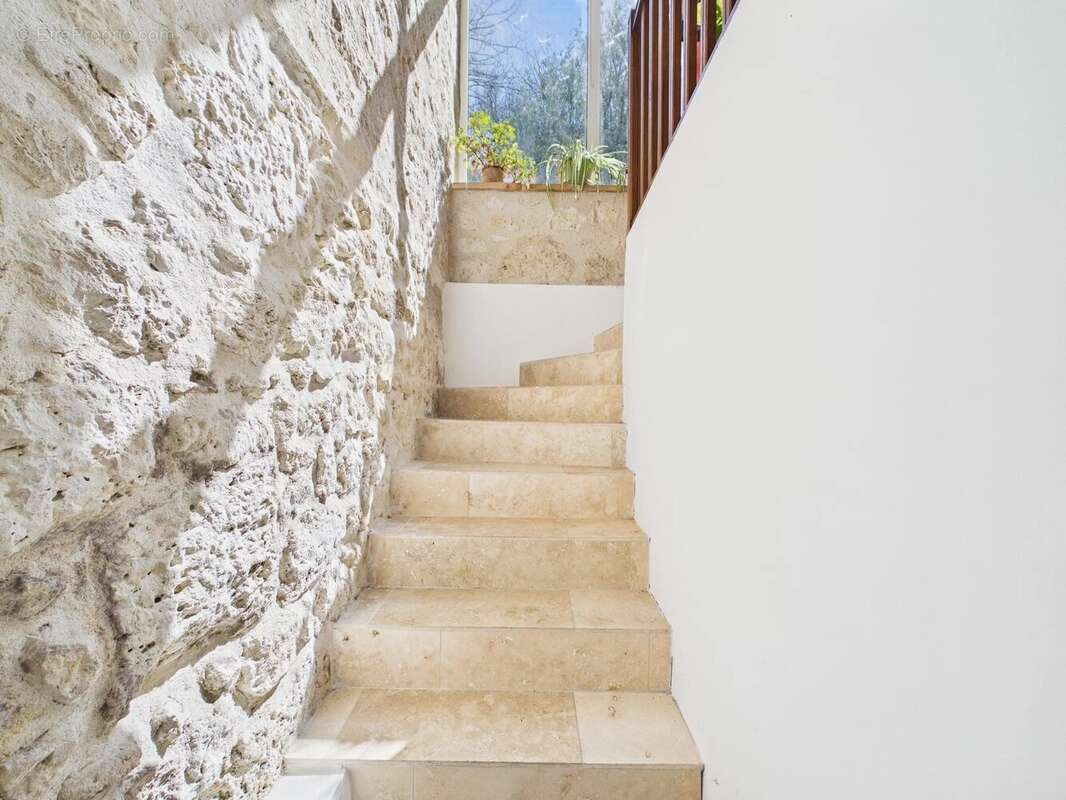 Maison à SAINT-MAURIN