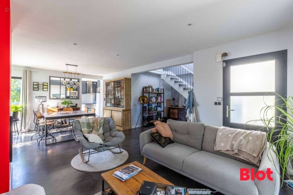 Maison à BAIN-DE-BRETAGNE