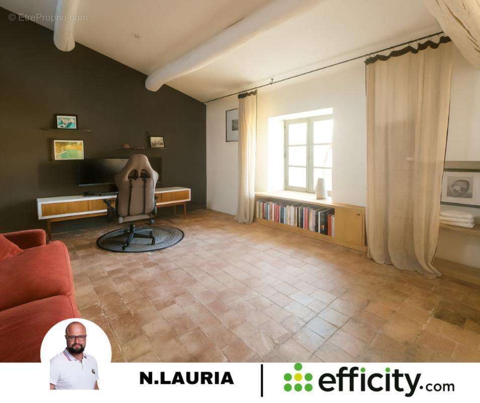 Maison à LOURMARIN