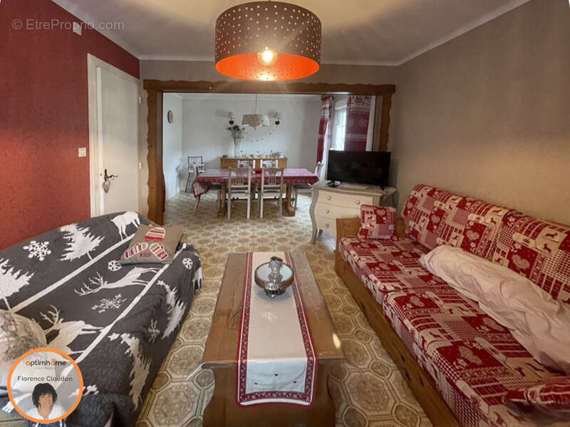 Maison à LA BRESSE