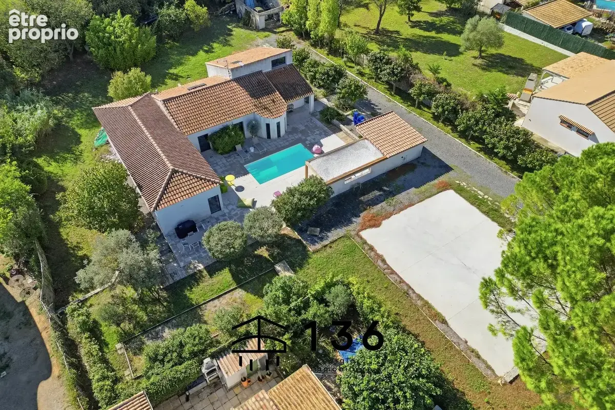 Maison 5 pièces 215 m² à vendre à Saint-Mathieu-De-Treviers (34270) - photo 1