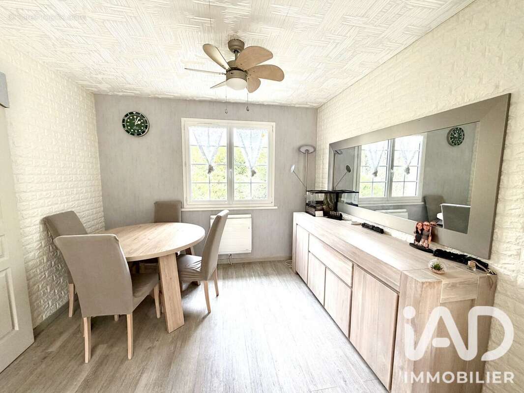 Photo 4 - Maison à MORIGNY-CHAMPIGNY