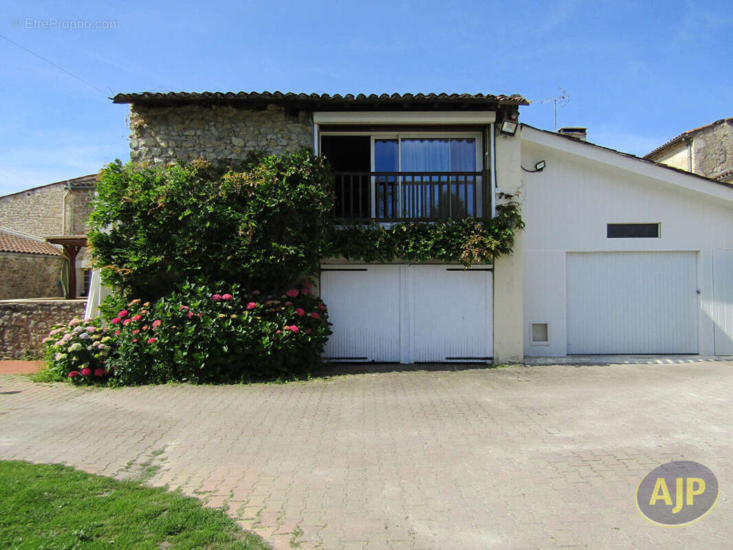 Maison à LESPARRE-MEDOC