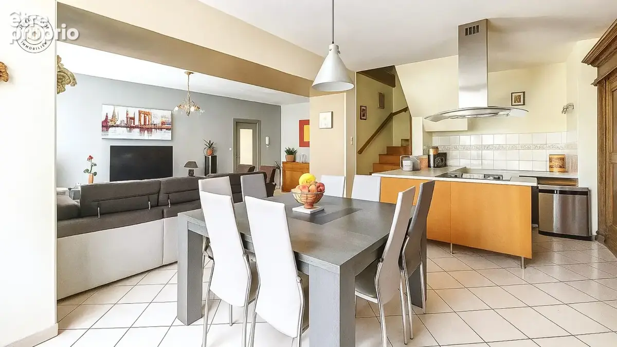 Maison 187 m² à Montrottier  - photo 2