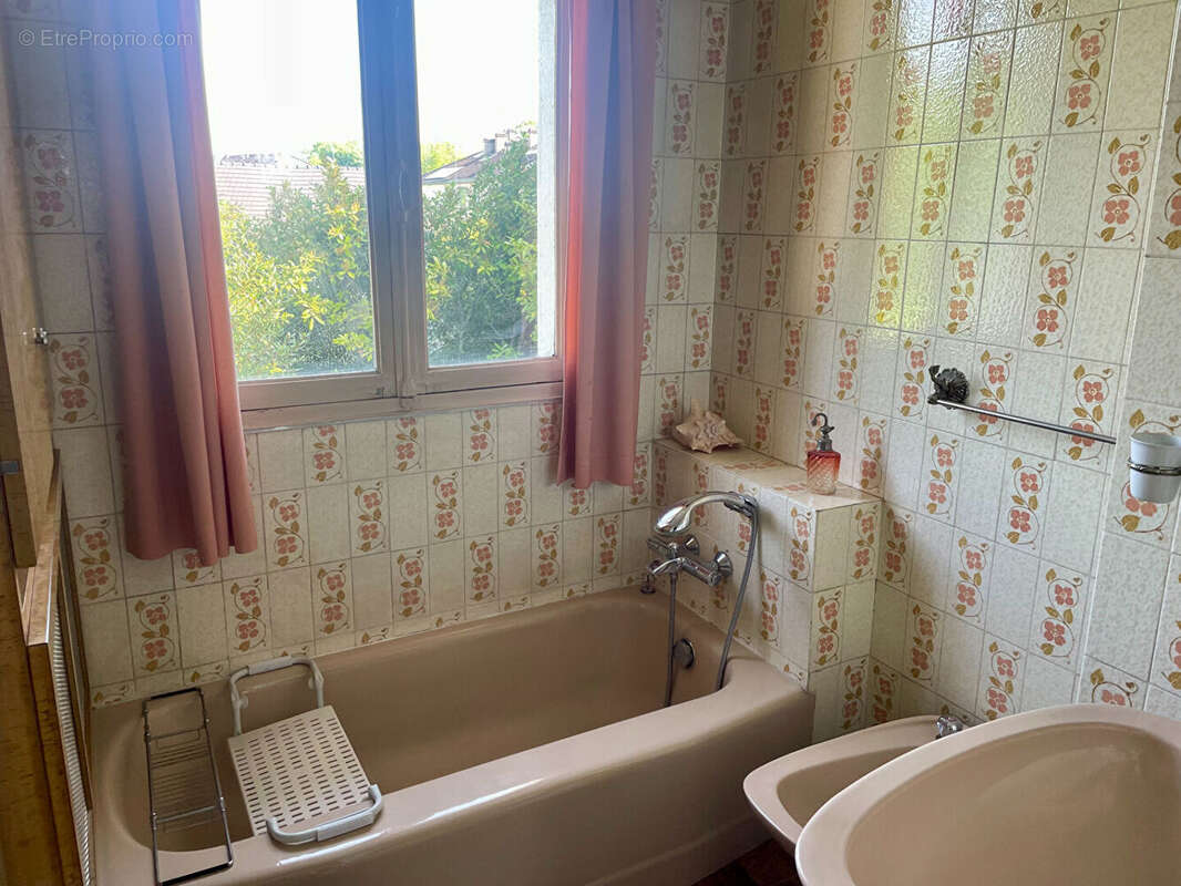 Maison à MONTMORENCY