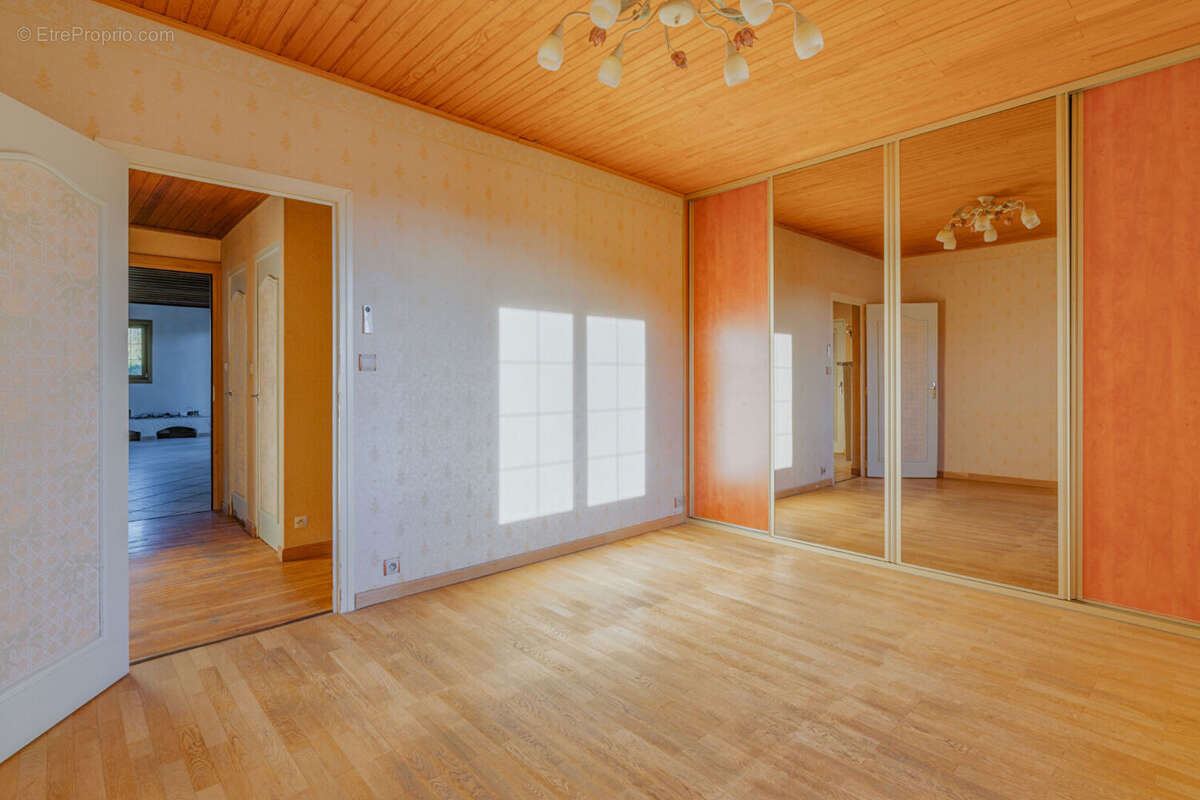 Maison à LA BOISSE