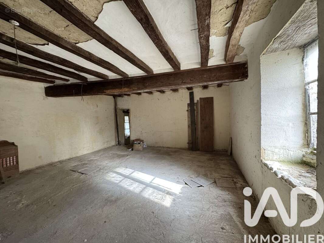 Maison 260 m² à Lerne  - photo 4
