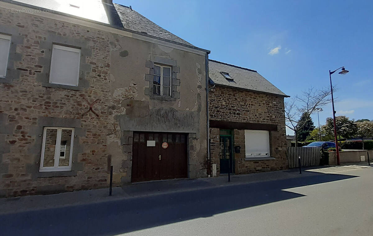 Maison à SAINT-PIERRE-DES-LANDES
