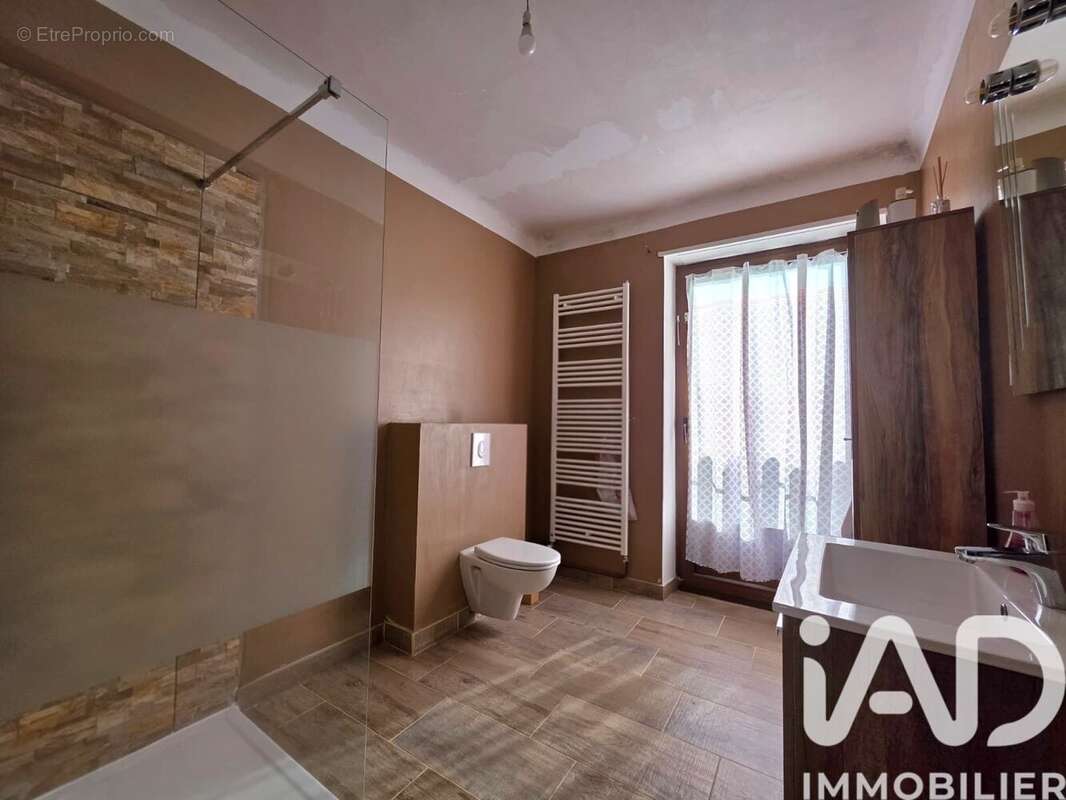 Maison 140 m² à Henriville  - photo 8