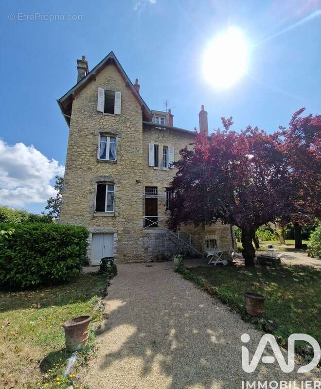 Photo 8 - Maison à TERRASSON-LAVILLEDIEU