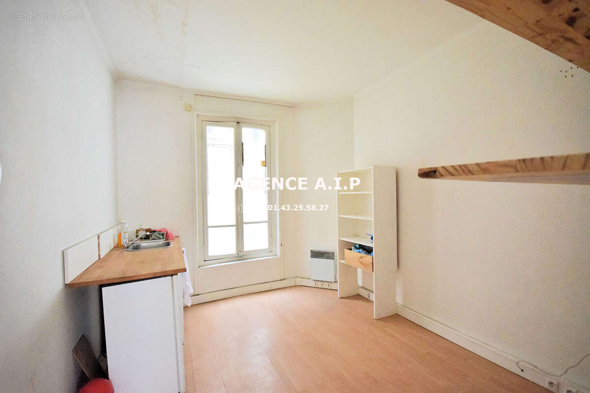 Appartement à PARIS-18E