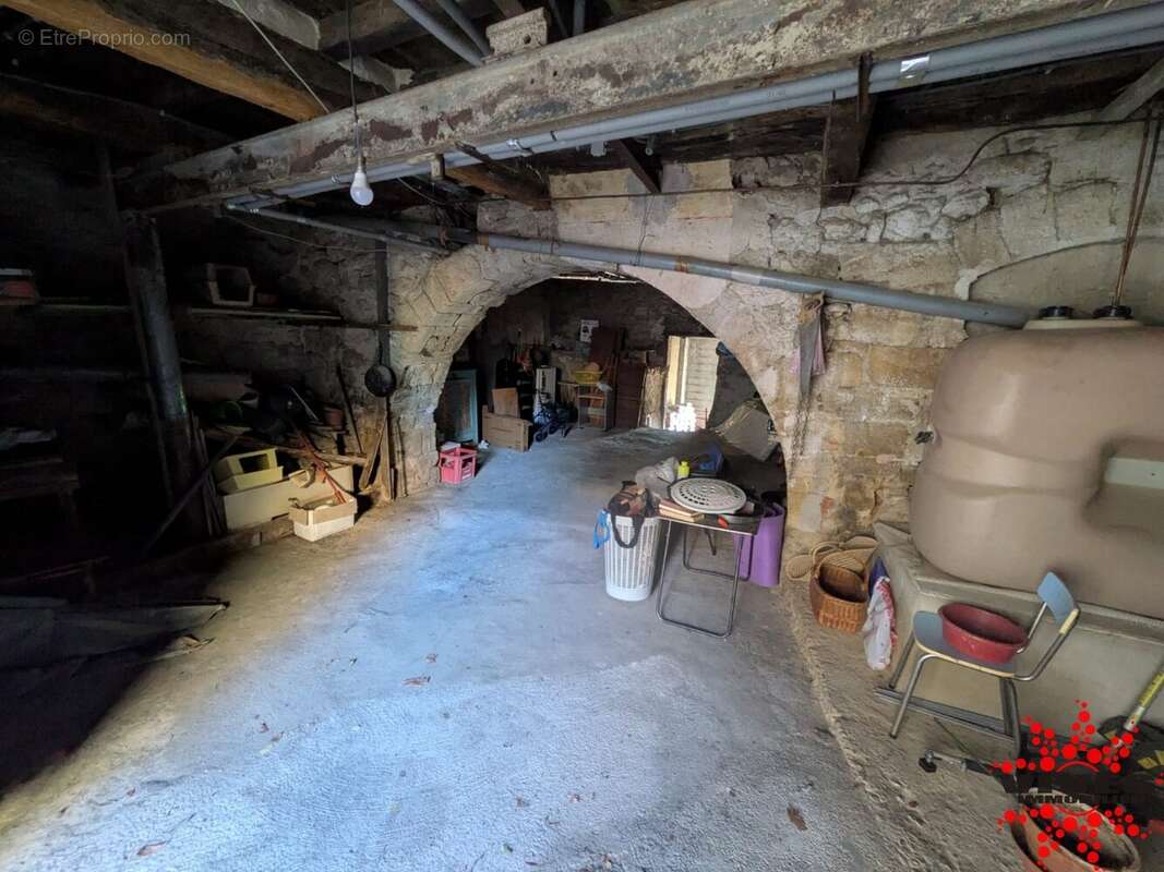 Charmante Maison de Ville avec Vue Panoramique et Grand Garage au Cur de Servian - photo 3
