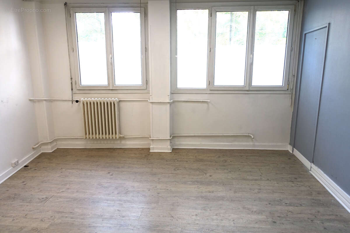 Commerce à PARIS-12E