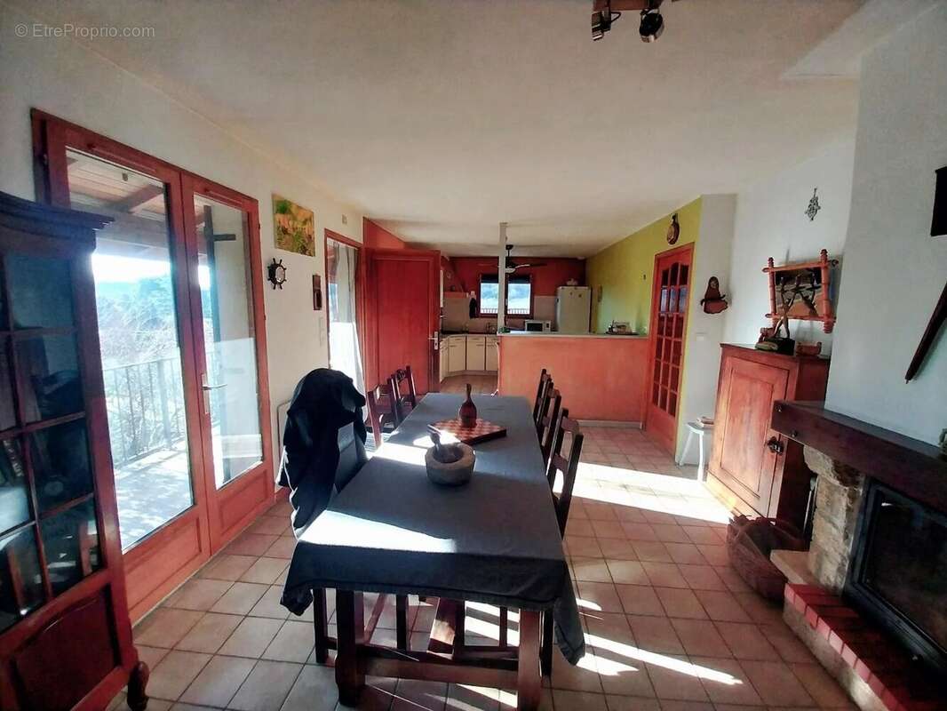 Maison à SAINT-VERAND