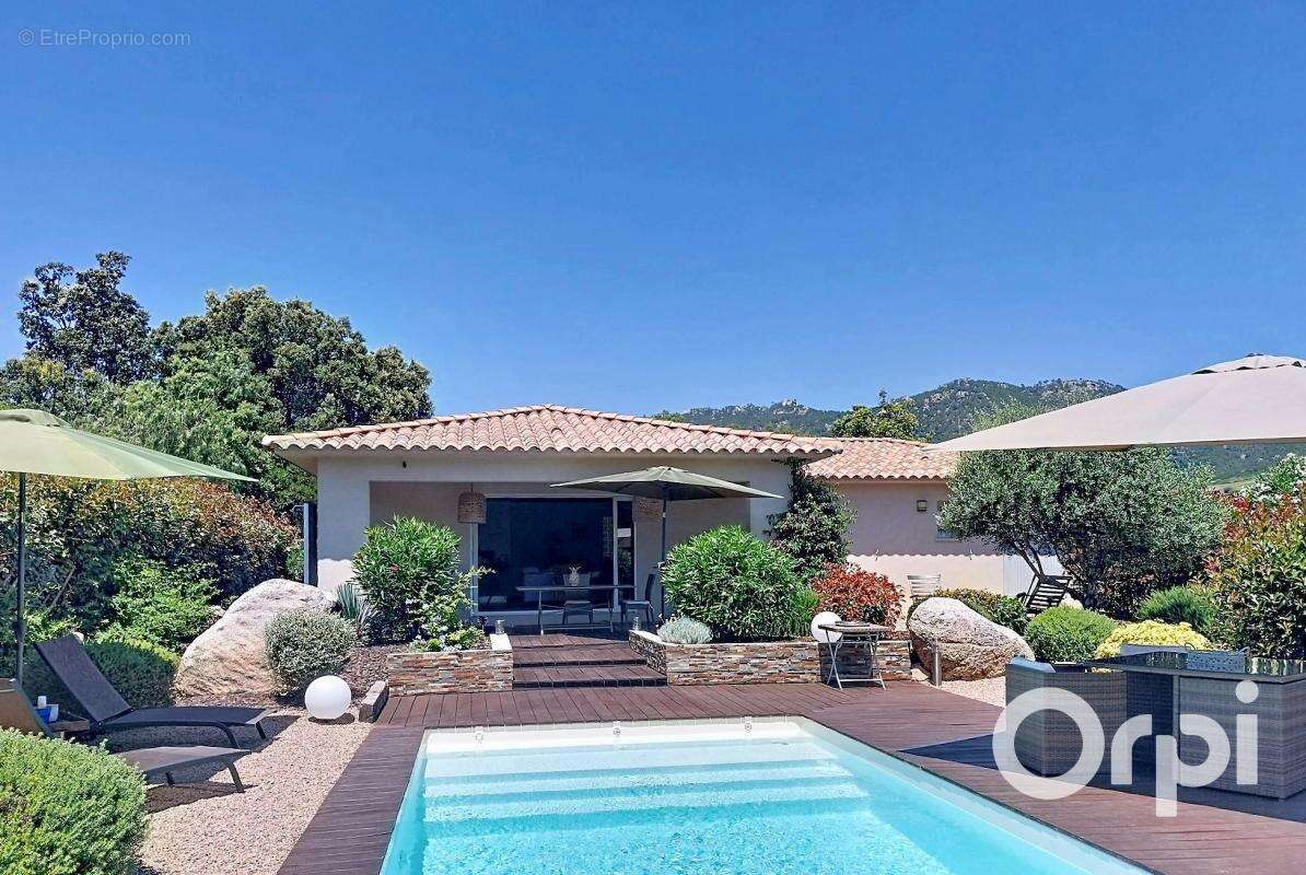 Maison à PORTO-VECCHIO