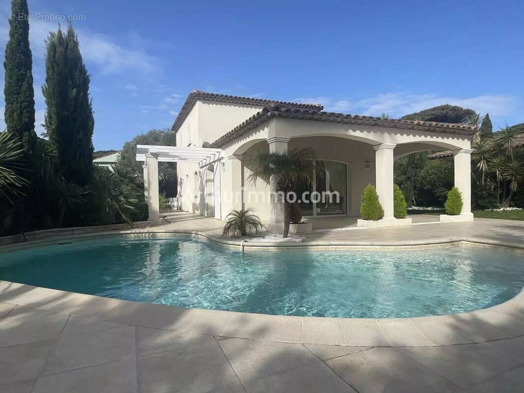 Maison à SAINTE-MAXIME