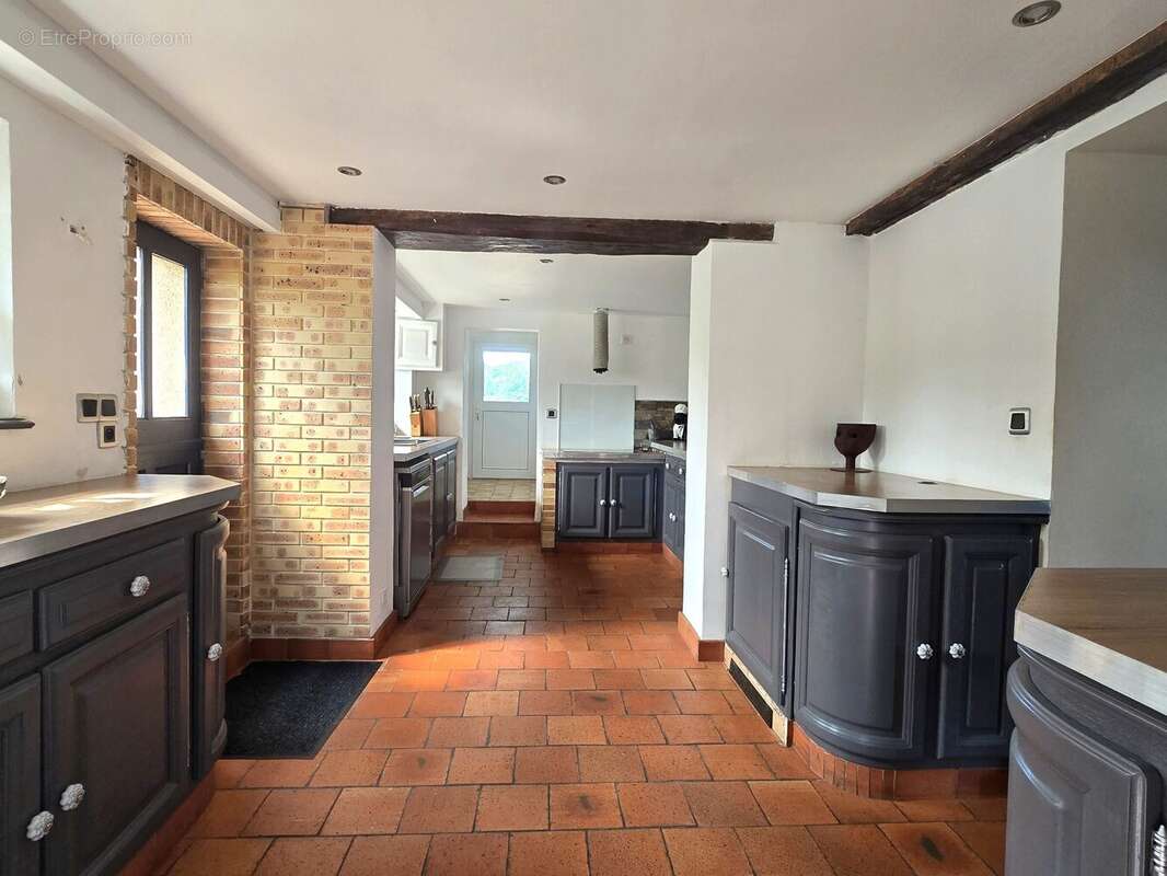 Maison à VOIVRES-LES-LE-MANS