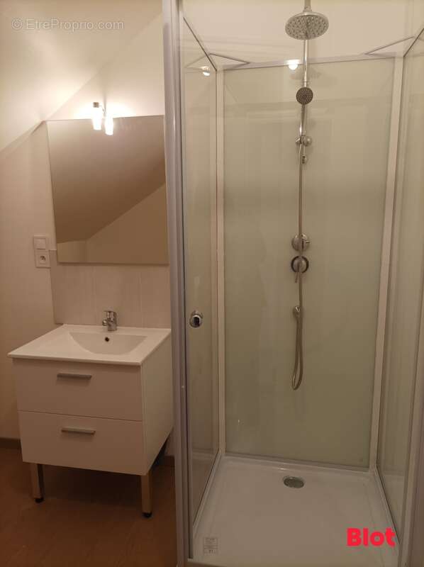 Maison à VAL-D&#039;IZE