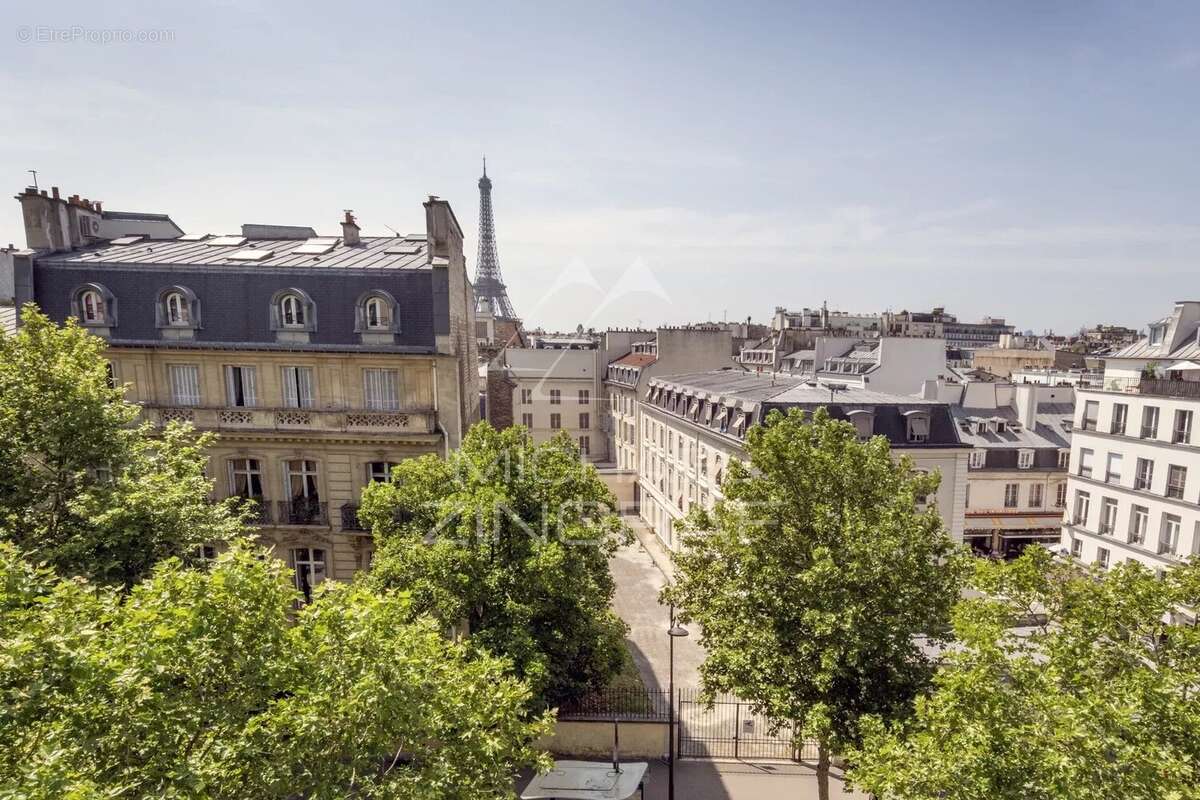 Appartement à PARIS-7E