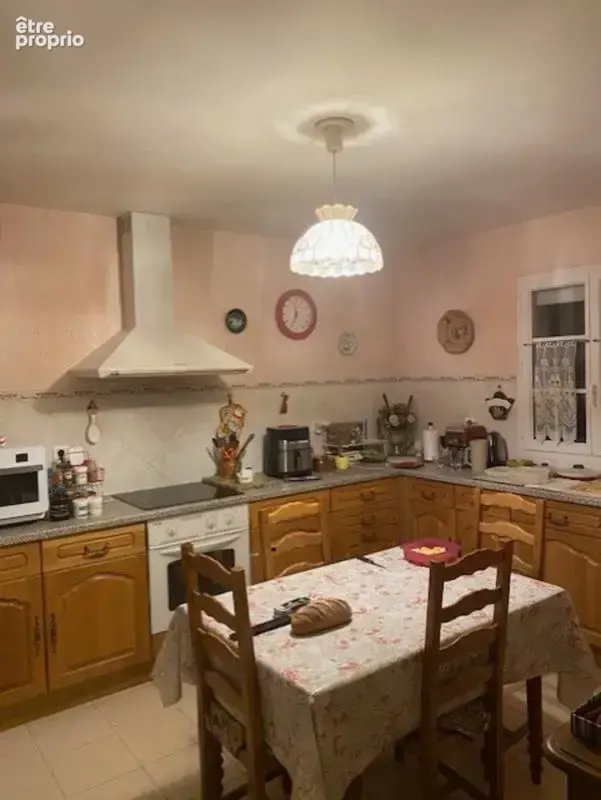 Maison à vendre dans un hameau de DIRAC, au calme, juste à remettre au goût du jour - photo 10