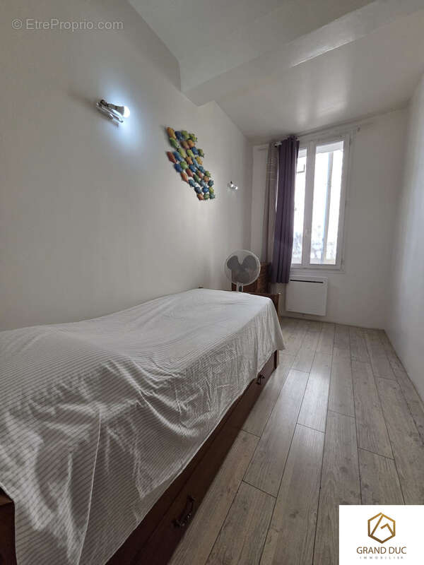 Appartement à MARSEILLE-2E