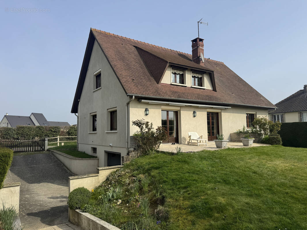 Maison à CORNEVILLE-SUR-RISLE