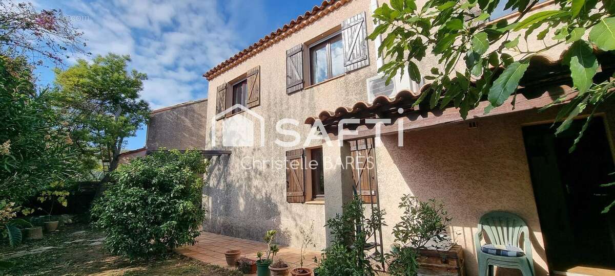 Photo 2 - Maison à CARQUEIRANNE