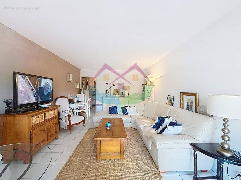 Appartement à SAINT-RAPHAEL