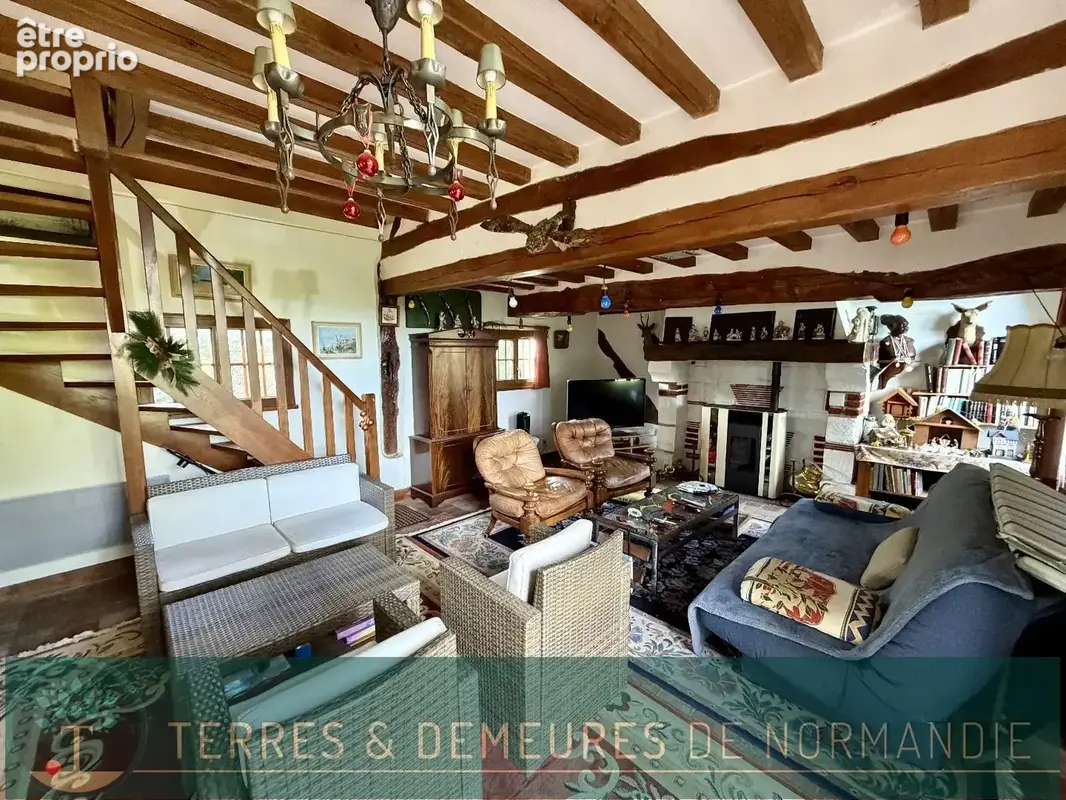 A vendre Charmant Prieuré avec Maison d'Amis édifié sur un terrain de plus de 3 900m² proche du BEC HELLOUIN (27800) - photo 12