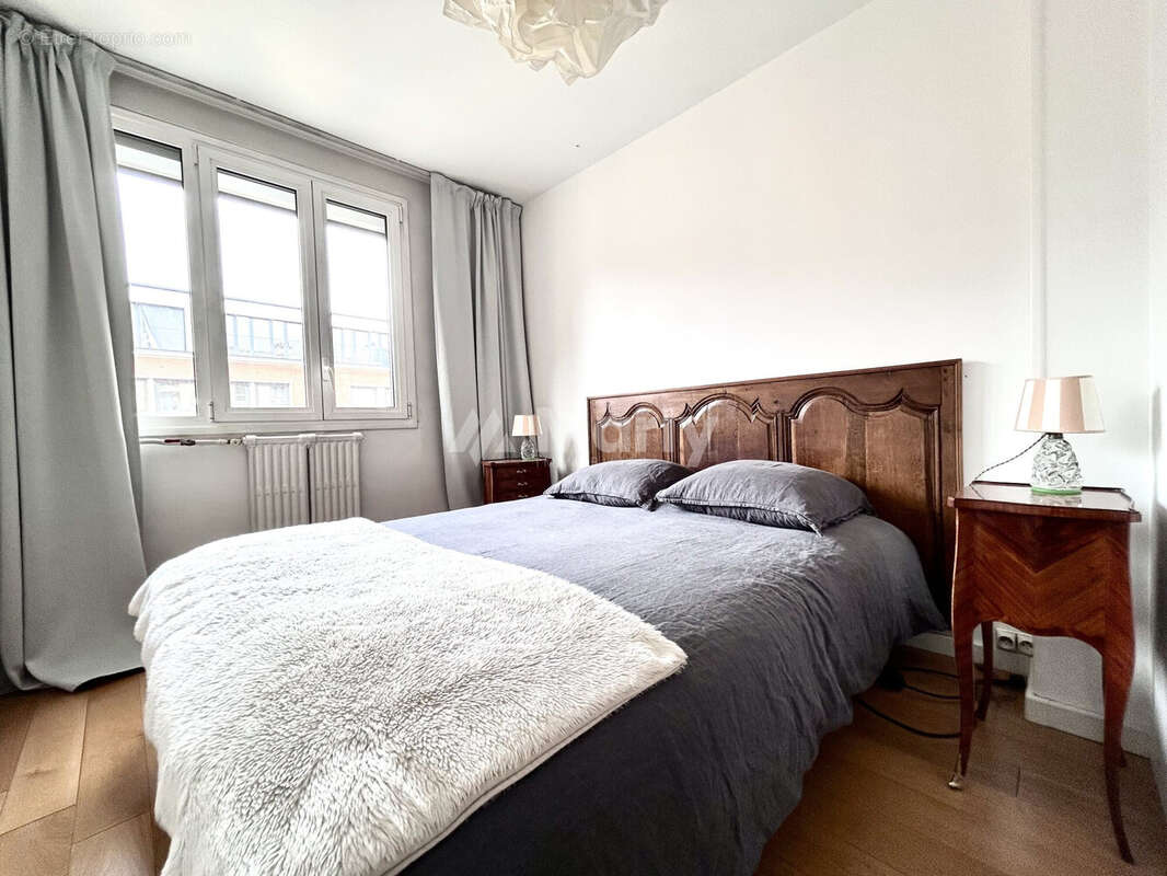 Appartement à PARIS-10E