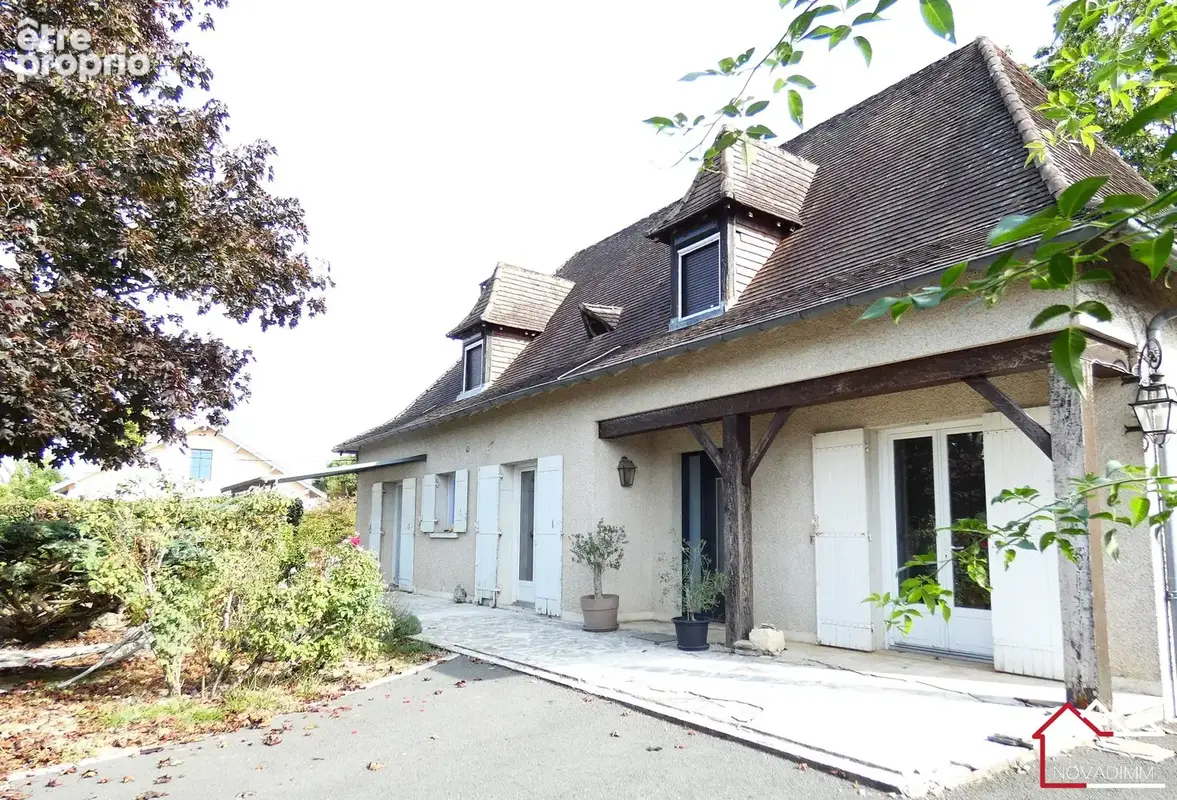 Maison 7 pièces 172 m² à vendre à Coulounieix-Chamiers (24660) - photo 2
