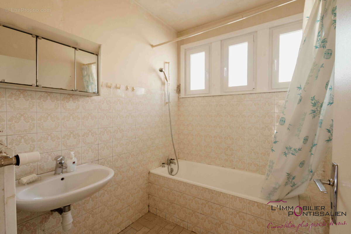 Vaux et chantegrue maison familiale evolutive sur 615 m2 - photo 5