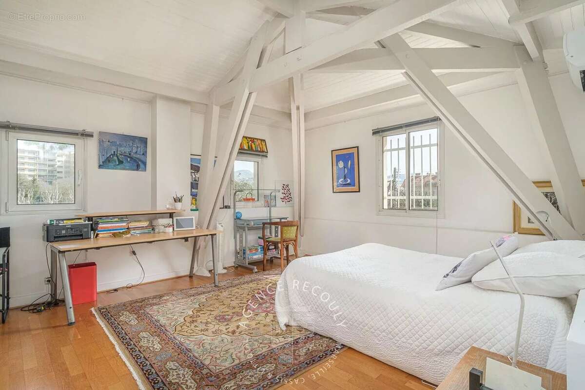 Maison à MARSEILLE-8E