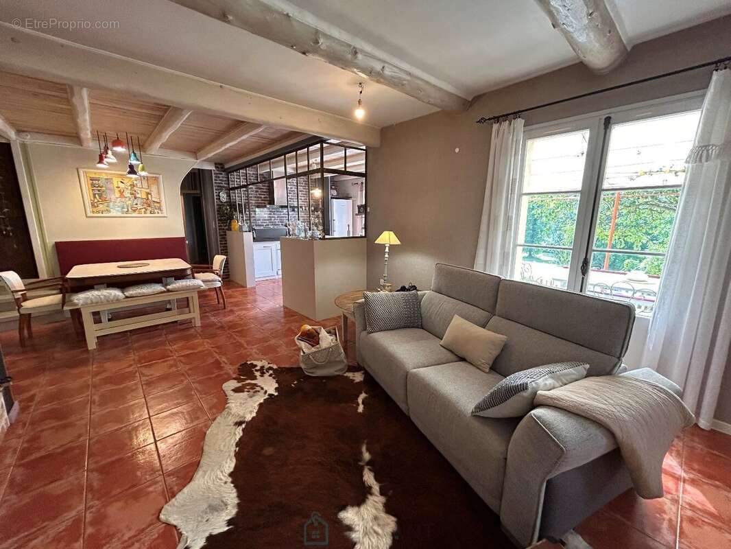 Maison à GOUDARGUES