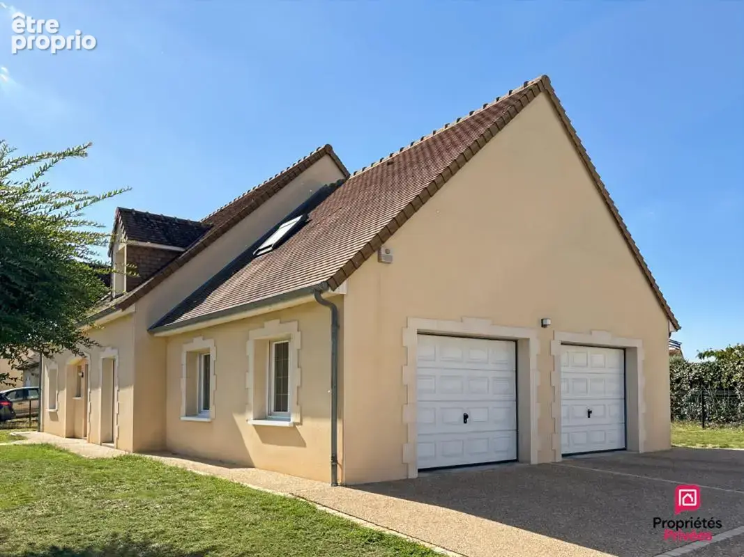 Maison La Bazoge 8 pièce(s) 148 m2 - photo 2