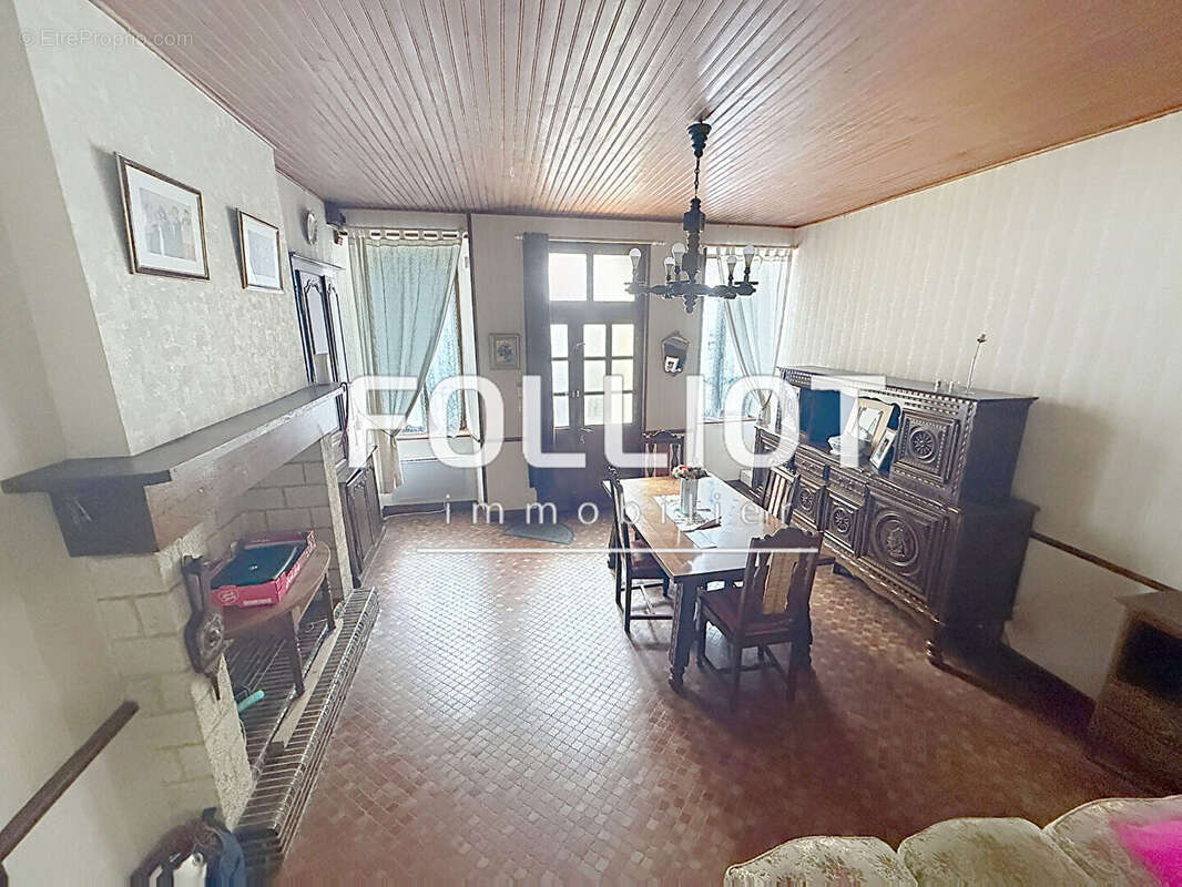 Maison à COUTANCES