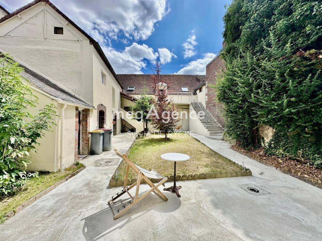 Appartement à SENS