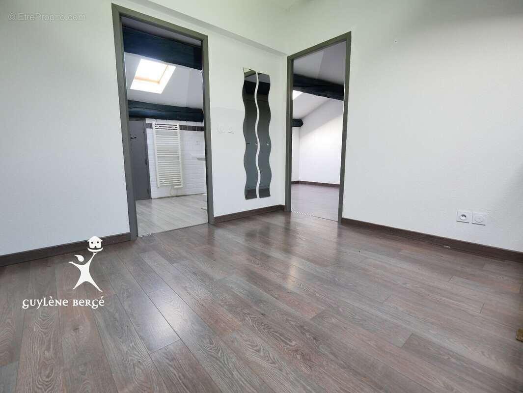 Appartement à LE CAILAR