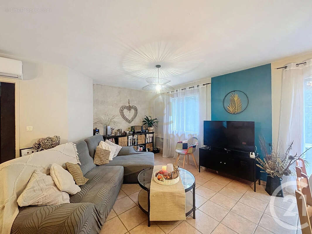 Maison à MOIDIEU-DETOURBE