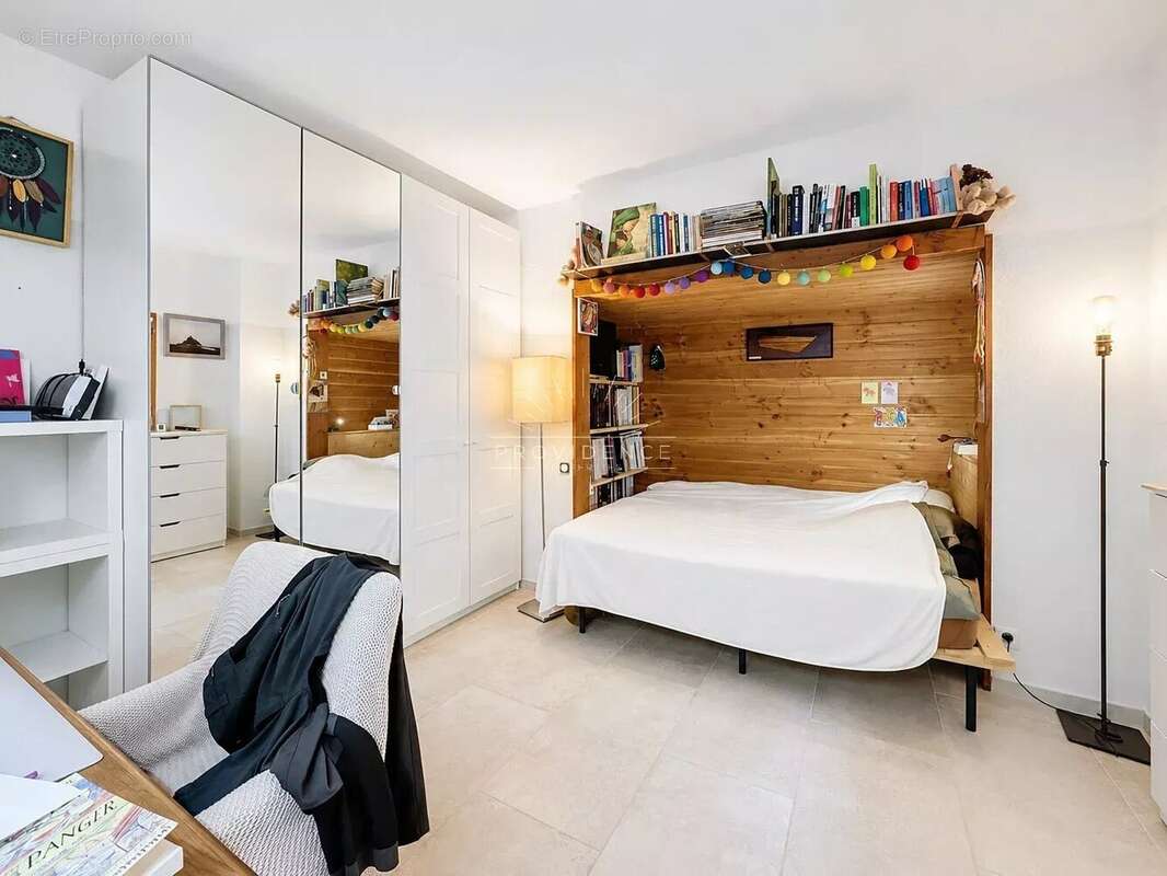 Appartement à THEOULE-SUR-MER