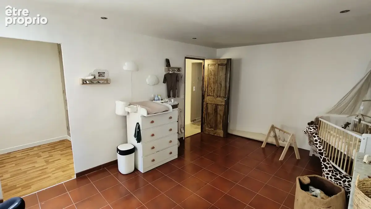 VINS sur Caramy belle maison volumes généreux - photo 10