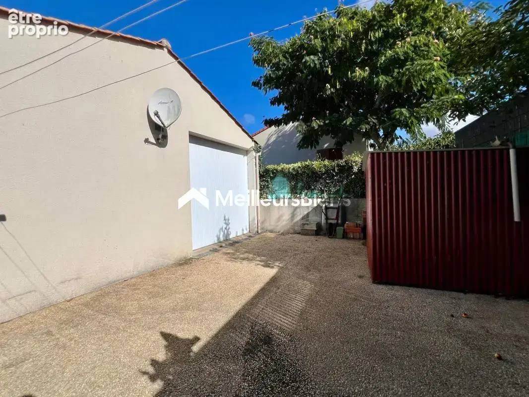 Maison plain-pied 5 pièces 111 m² — La Roche-sur-Yon — impasse au calme, terrain 540 m² piscinable, garage 43 m² - photo 12