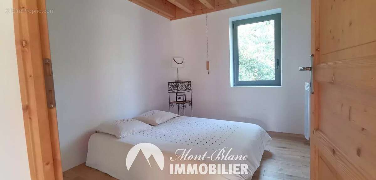 Maison à ARACHES-LA-FRASSE