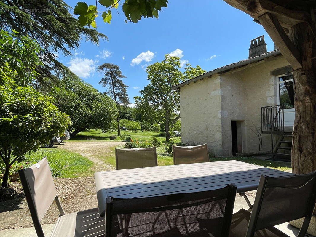 Maison à MONTCARET