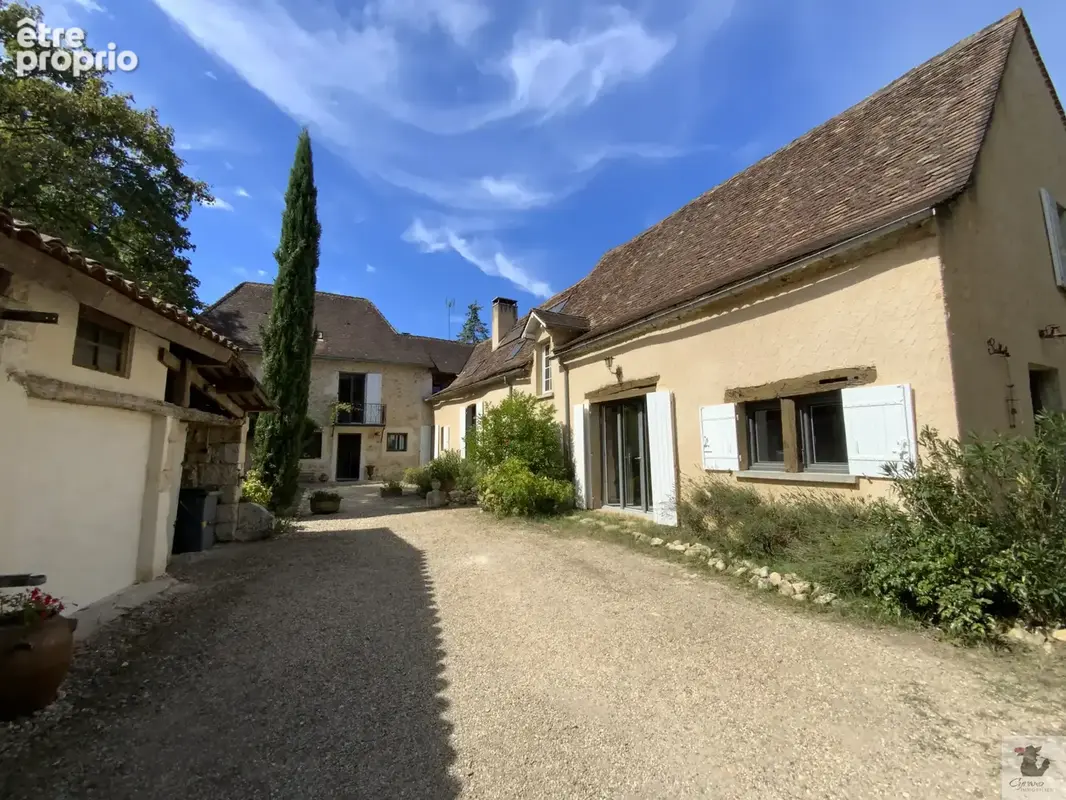 10 Min Nord BERGERAC - Ensemble immobilier périgourdin avec 3 gîtes en activité - 8500 m2 - photo 21
