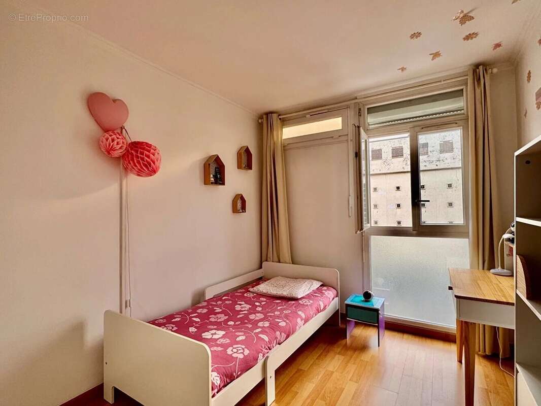 Appartement à BOIS-COLOMBES