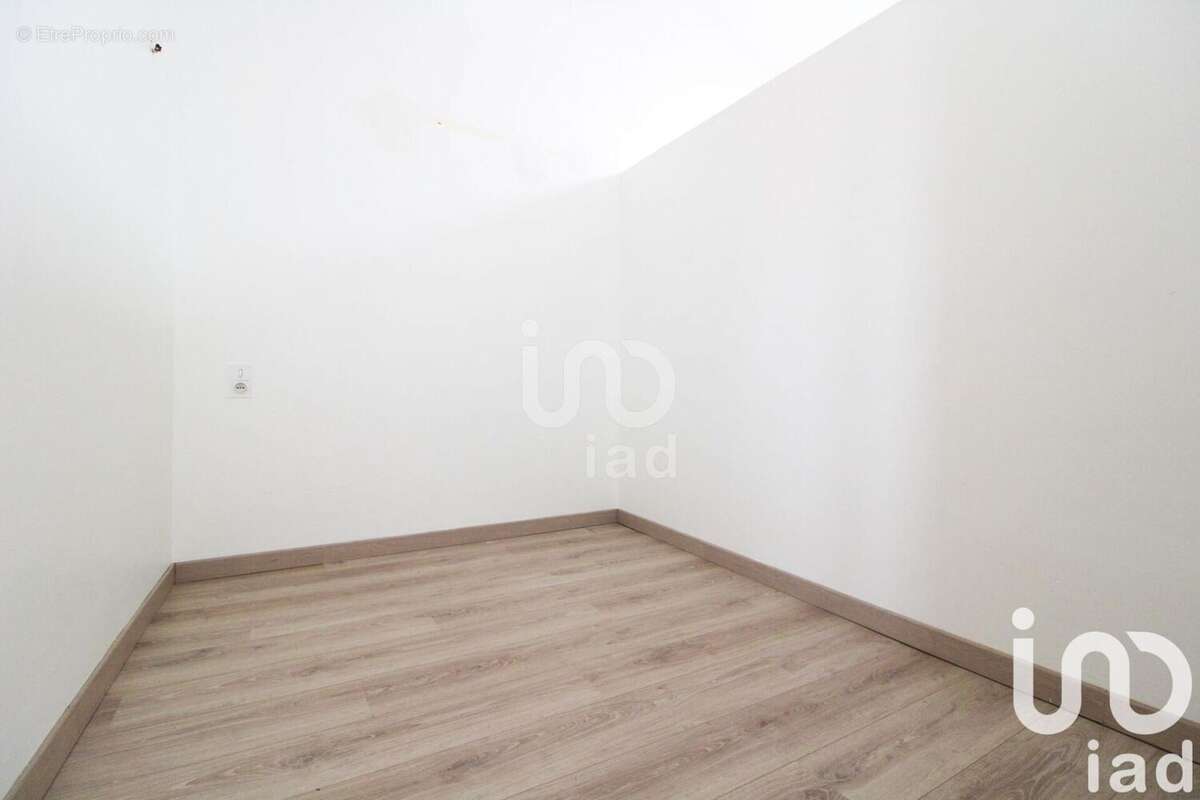 Maison 102 m² à Saint-Victor-Et-Melvieu  - photo 7