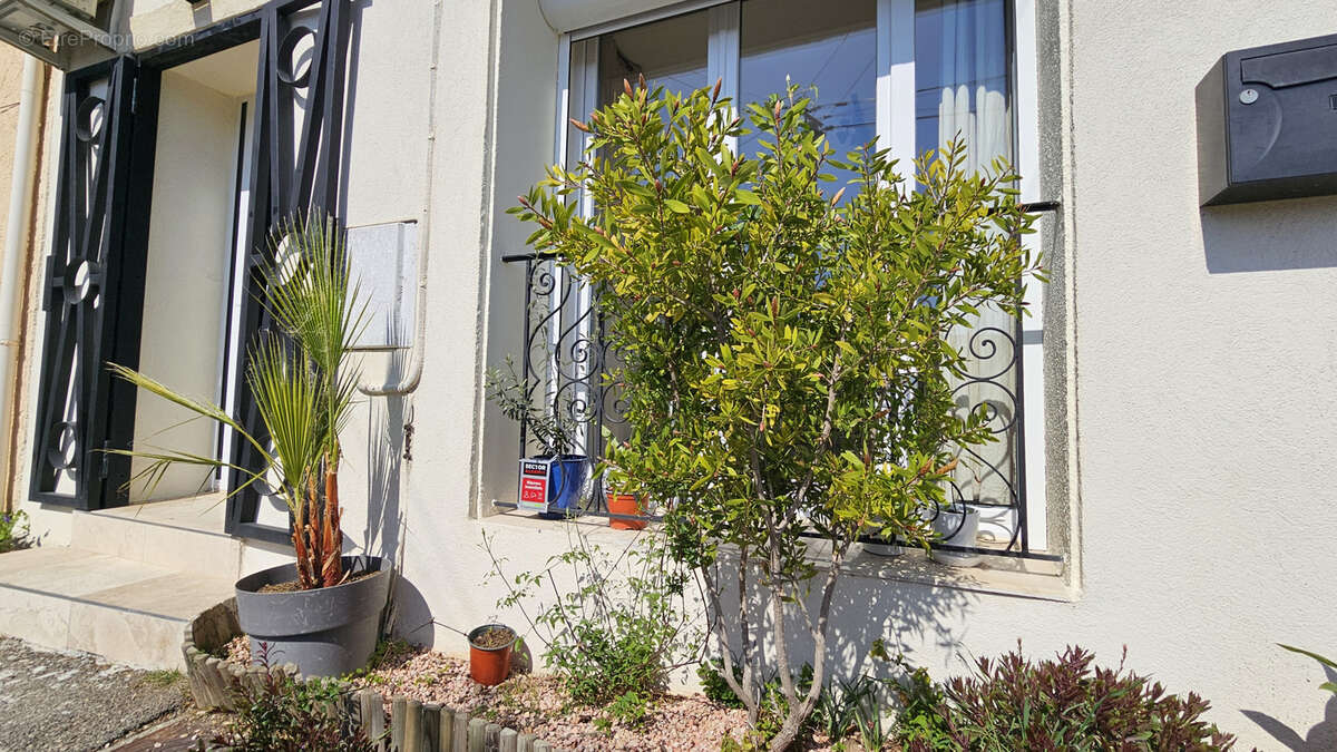 Maison à GIGNAC-LA-NERTHE